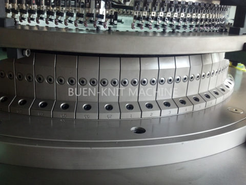 Central stitch control system for single jersey circular knitting machine